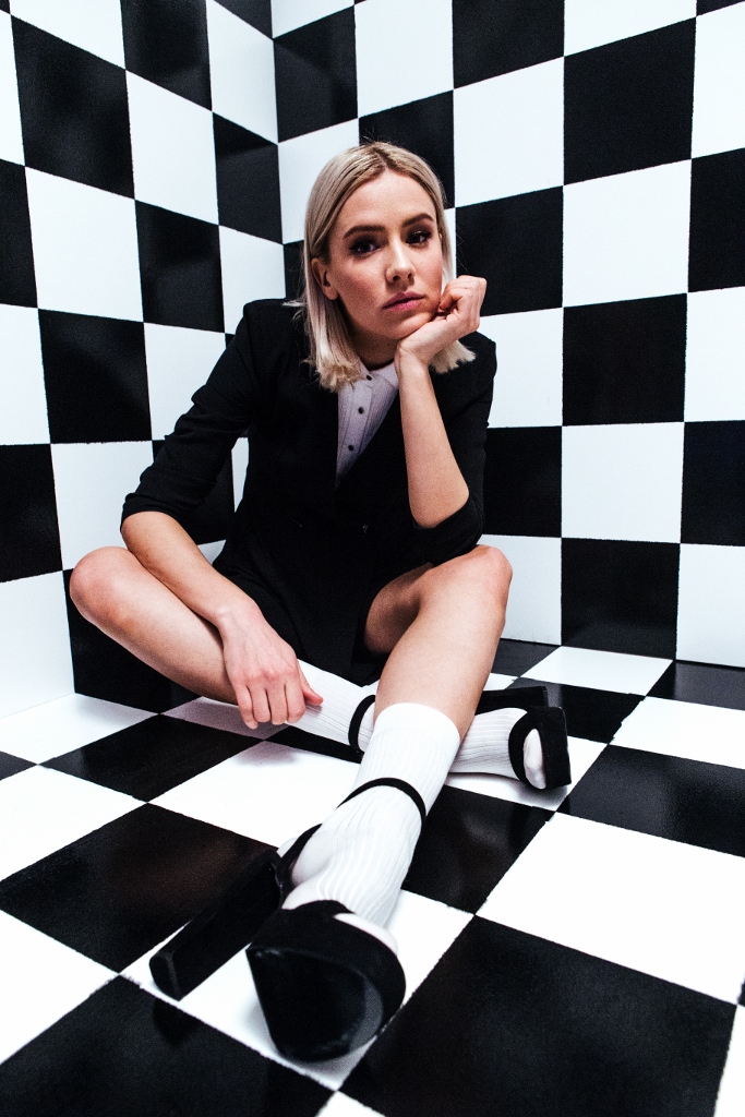 Dagny Releases New Single 'Somebody' - Mission PR
